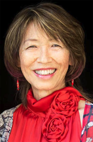 Headshot of NEA member Arlene Inouye